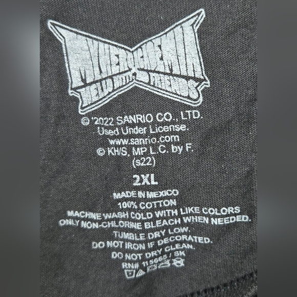 NEW XXL MY HERO ACADEMIA HELLO KITTY & FRIENDS SHORT SLEEVE TEE - Picture 4 of 5